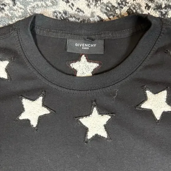 Givenchy Paris Star Patch Black T Shirt 47 Men’s Sz L Preowned - Picture 4 of 4